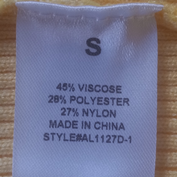 Brand new yellow women dress with feathers at the bottom 💛 NWT - Picture 6 of 7